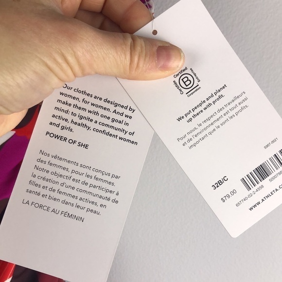 NEW Athleta Square Neck Tankini Bra Top 80% Recycled Nylon Size 32 B/C Swimsuit - Picture 14 of 16